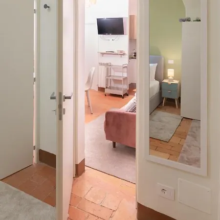 Millennial Walls Elegant Relax In Center